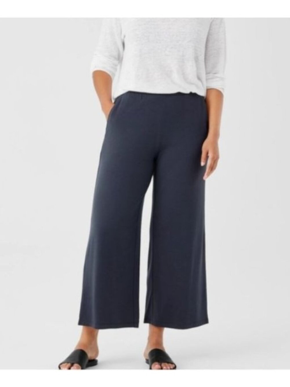 EILEEN FISHER easy fit wide leg cropped pants in navy size MP